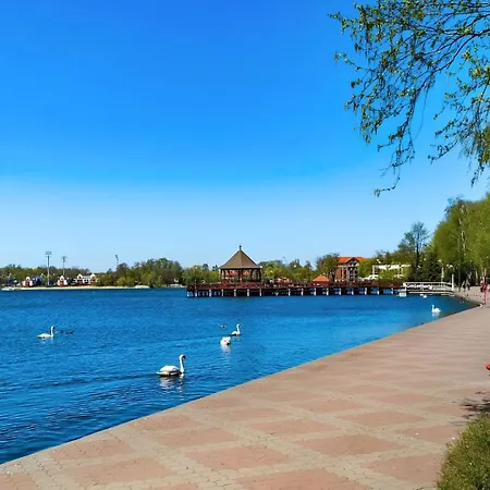 Nowy Dwupietrowy Nad Jeziorem Z Widokiem Na Wode - Marina